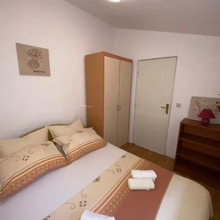 Apartments With A Parking Space Sutivan, Brac - 2846 Exterior photo