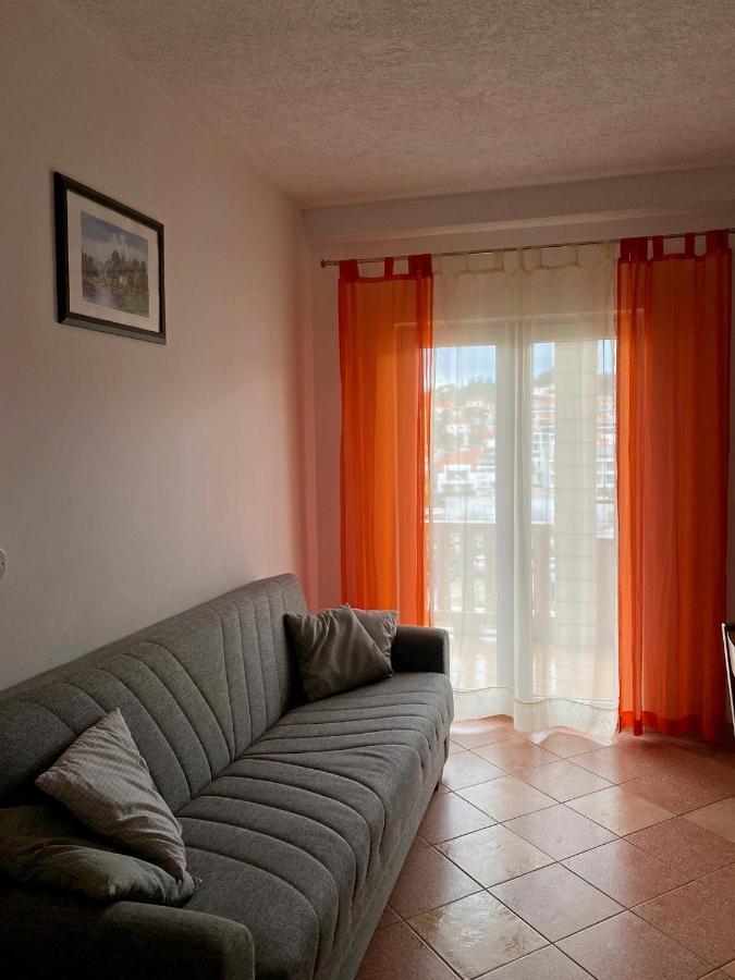 With A Parking Space Sutivan, Brac - 2846 Apartment *