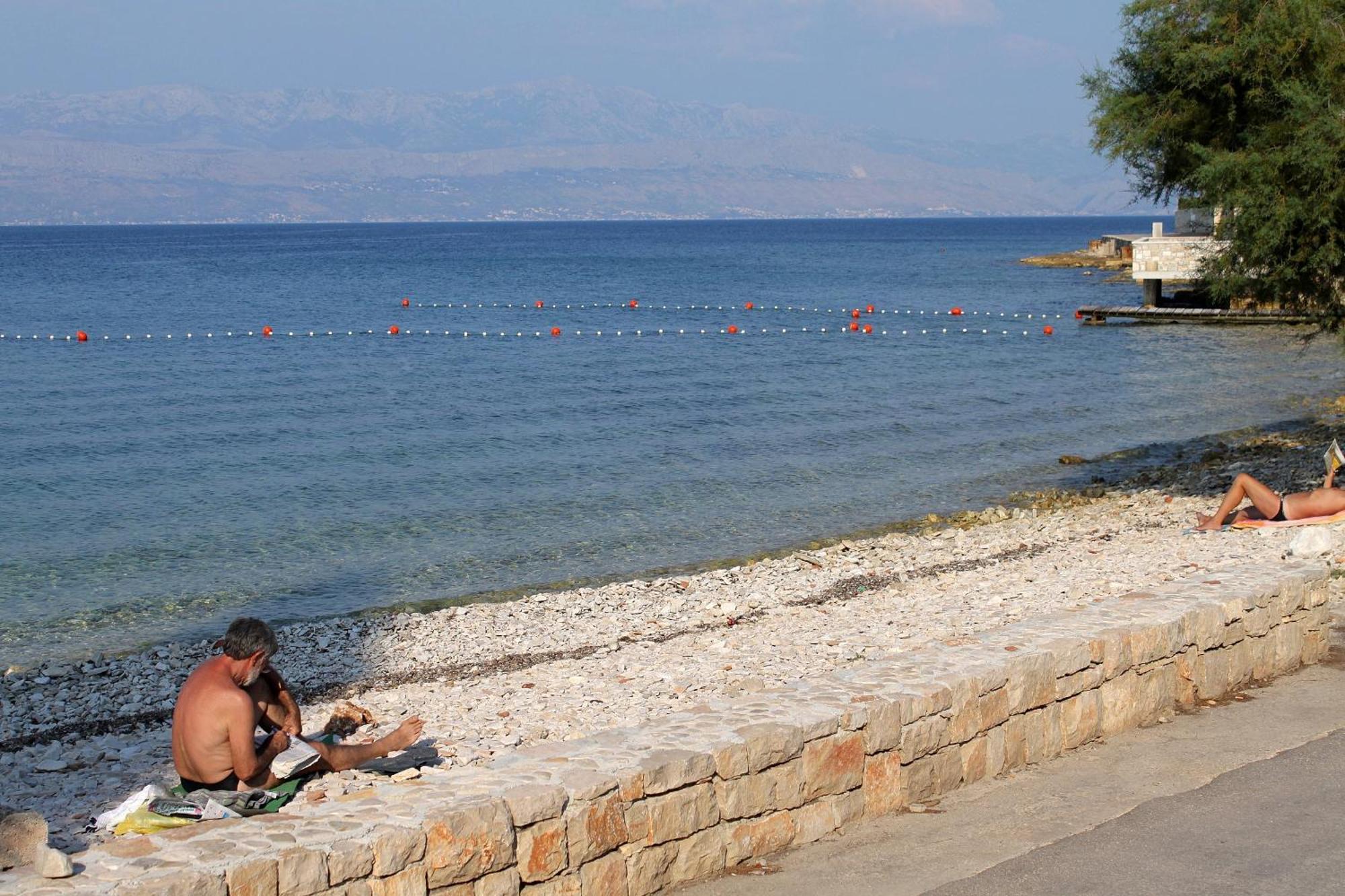 Apartment With A Parking Space Sutivan, Brac - 2846 Sutivan